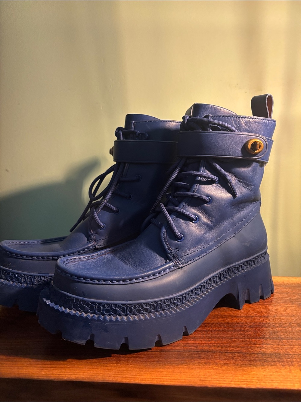 Coach very rare women’s combat boot